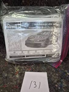 lot 31 image: Revell Jeff Gordon #24 DuPont 2007 Monte Carlo SS Model Kit - Out of Box