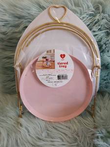 lot 214 image: Pink and Gold Heart-Topped 2-Tier Serving Tray