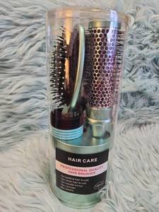 lot 246 image: Professional Hair Care Brush Set with Mirror