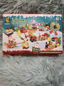 lot 263 image: 24-in-1 Christmas Building Block Set SX2072