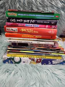 lot 278 image: Mixed Childrens Book Collection