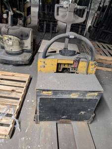 Yale Electric Pallet Jack