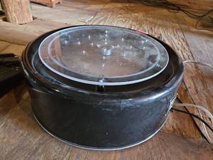 lot 12513 image: 30-inch Round Black Ice Sculpture Stand