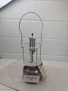 Coleman IL323 Camping Lantern 1916