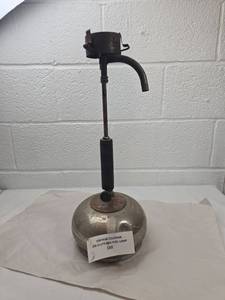 lot 8 image: Coleman Air-O-Lite Gas Fuel Lamp