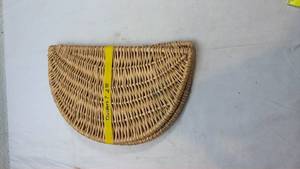 lot 40 image: Woven Dividers