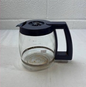 lot 43 image: Black & Decker Blender Jar with Lid