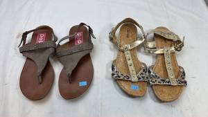 lot 79 image: Ladies Summer Sandals Bundle - Pop Brand & Gold Leopard Print