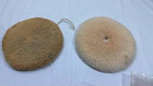 lot 157 image: Round Wool Polishing Pad Set