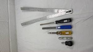 lot 173 image: Collection of hand tools