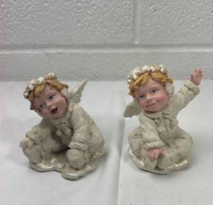 lot 177 image: Decorative Victorian Style Cherub Wall Hanging