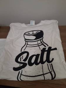 lot 143 image: Medium White Salt T Shirt  - Retail $0