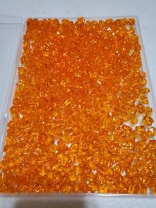 lot 54723 image: Orange Acrylic Gems Vase Fillers Plastic Diamonds Orange Fake Ice Cubes Fake Crushed Rocks for Centerpiece DIY Party Table Scatter Prop Wedding Decoration Accessories - Retail $10