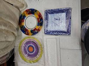 lot 18577 image: Set of Decorative Home Plates