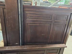 lot 18592 image: Queen Size Brown Wooden Bed Frame with Headboard
