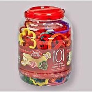 lot 18514 image: Betty Crocker Cookie Cutter Barrel 101 Piece