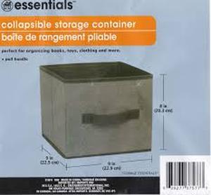 lot 18524 image: NEW Convenience Foldable Storage Cubes With Handle  Gray - 9x9x8 in
