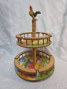 lot 4 image: Wooden Farm Scene Display Stand with Rooster