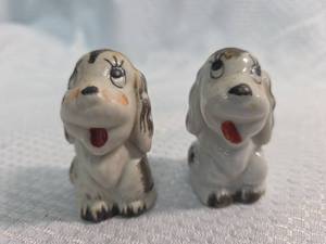 lot 38 image: Miniature Old English Sheepdog Salt and Pepper Shakers