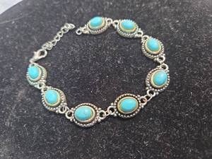 lot 49 image: Southwestern Turquoise Link Bracelet