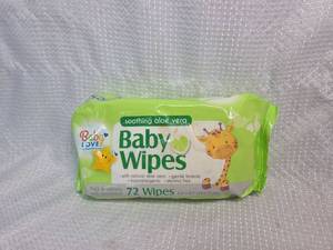 lot 51 image: Baby Love Aloe Vera Baby Wipes - 72 Count Pack