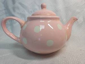 lot 100 image: Pink Polka Dot Ceramic Teapot