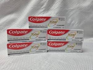 lot 209 image: Colgate Total Clean Mint Travel Size Toothpaste 5-Pack