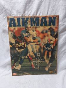 lot 244 image: 1990s Dallas Cowboys Wall Clock