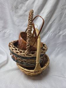 lot 248 image: Handwoven Decorative Baskets