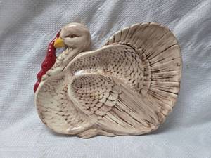 lot 249 image: Ceramic Turkey Platter