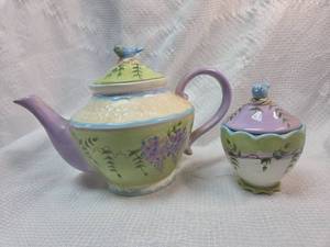 lot 258 image: Hand Painted Floral Teapot with sugar bowl