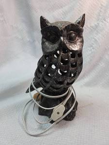 lot 299 image: Owl Night Light Lamp