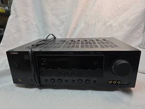 lot 343 image: Yamaha RX-V461 Natural Sound AV Receiver