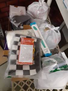 lot 272 image: 50 Pieces Mystery No Bids Non Pickup Items - Retail $0