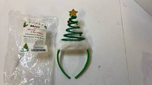 lot 68188 image: Christmas Tree Spring Headband with Bells - Retail $8