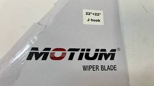 lot 68260 image: Motium 22-inch J-Hook Wiper Blade - Retail $15