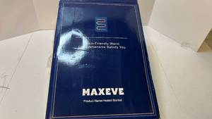 lot 68312 image: Maxeve Electric Heated Blanket - Retail $35