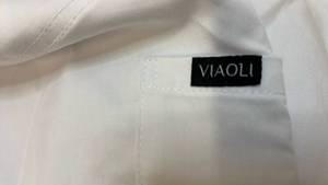 lot 68326 image: Viaoli White Scrubs - Retail $125
