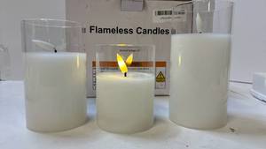 lot 68330 image: LED Flameless Candle Set - Retail $15