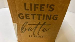 lot 68365 image: Le Tauci Dark Olive Utensils Holder - Retail $45