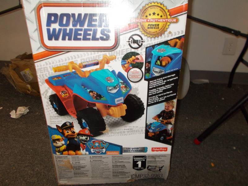 lot 1392 image: power wheels 4 wheeler