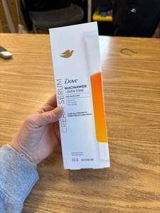 lot 323 image: Dove Niacinamide  Even Tone 48H Moisture Body Cream Serum 8 fl oz
