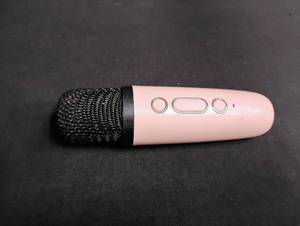 lot 1643 image: Pink USB Condenser Microphone