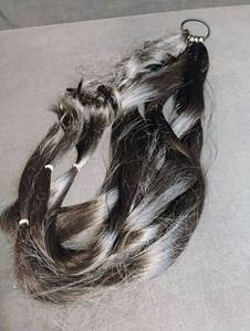 lot 1684 image: Hair Extensions