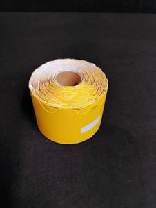 lot 1705 image: Yellow Scalloped Bulletin Board Paper