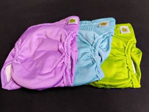 lot 1720 image: Pet Magasin Reusable Dog Diapers - 3 Pack