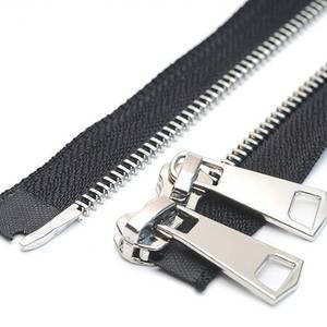 lot 29976 image: YaHoGa #5 28 Inch 70cm Two Way Separating Jacket Zipper Silver Metal Zippers for Jackets Coats Sewing Crafts (28 TW Silver) - Retail $10