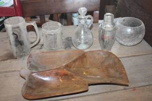 lot 3464 image: Vintage Wood Relish Dish and More