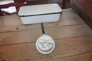 lot 3500 image: Vintage Enamelware Ladle and More