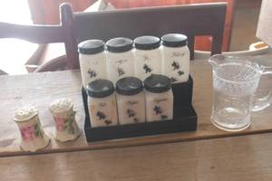 lot 3512 image: Vtg. Spice Shakers wMetal Rack & More